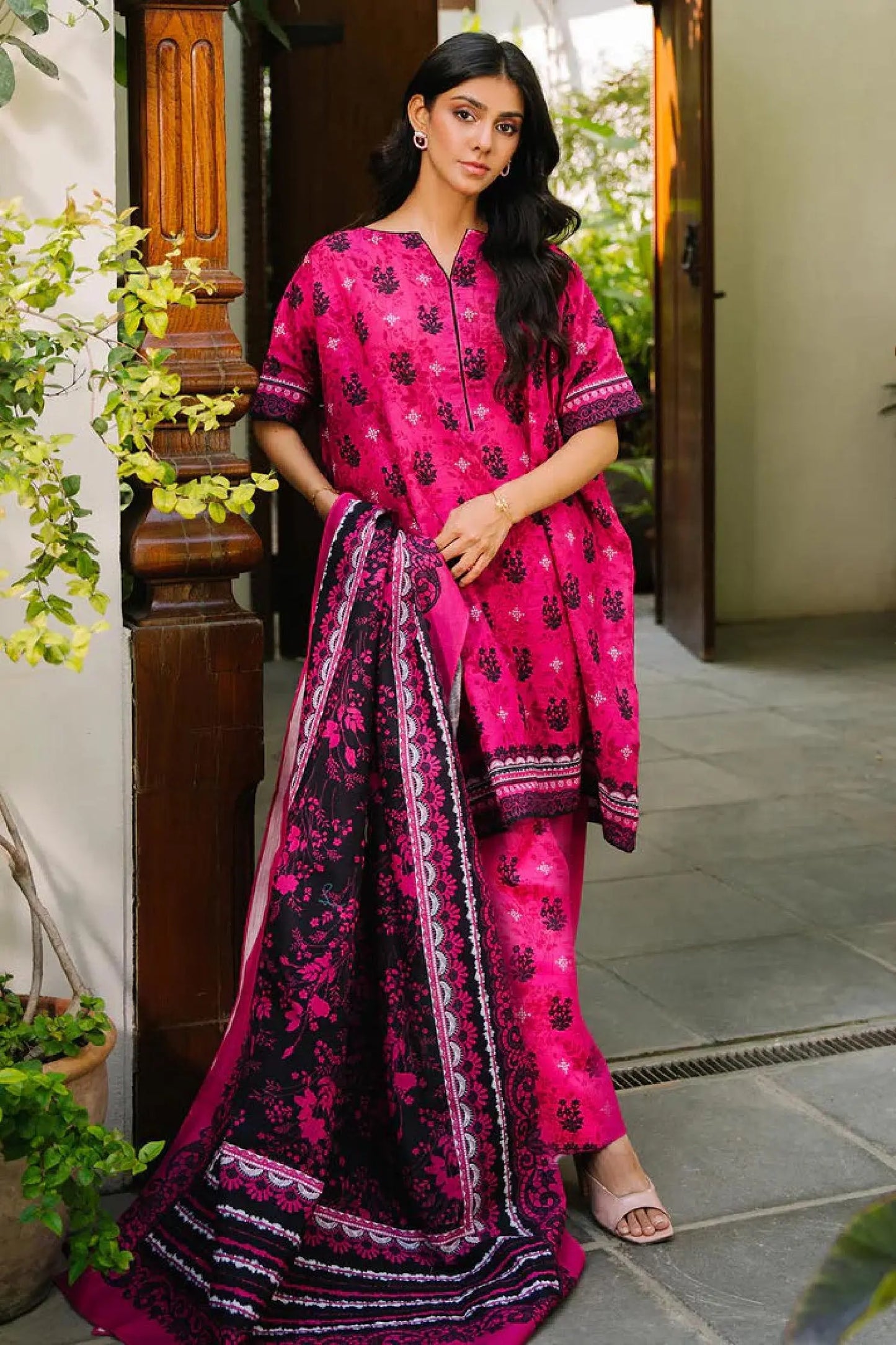 Fuchsia Pink & Black Floral Lawn 3-Piece Suit | Vibrant Summer Edit 2025 by Khoobsurat Khoobsurat