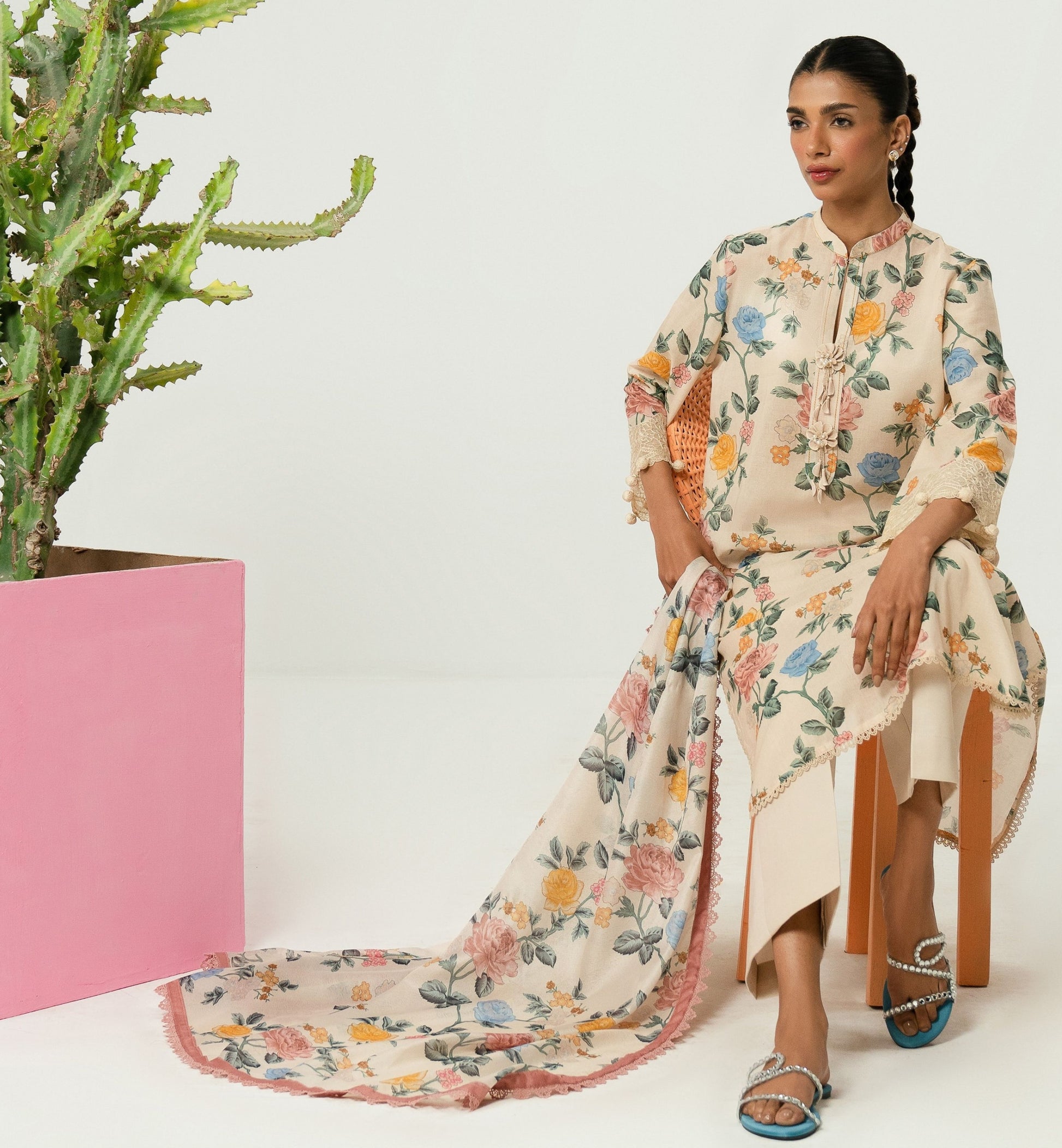 Sana Safinaz Printed Linen3Pc – Cream with Pastel Garden Florals - Khoobsurat