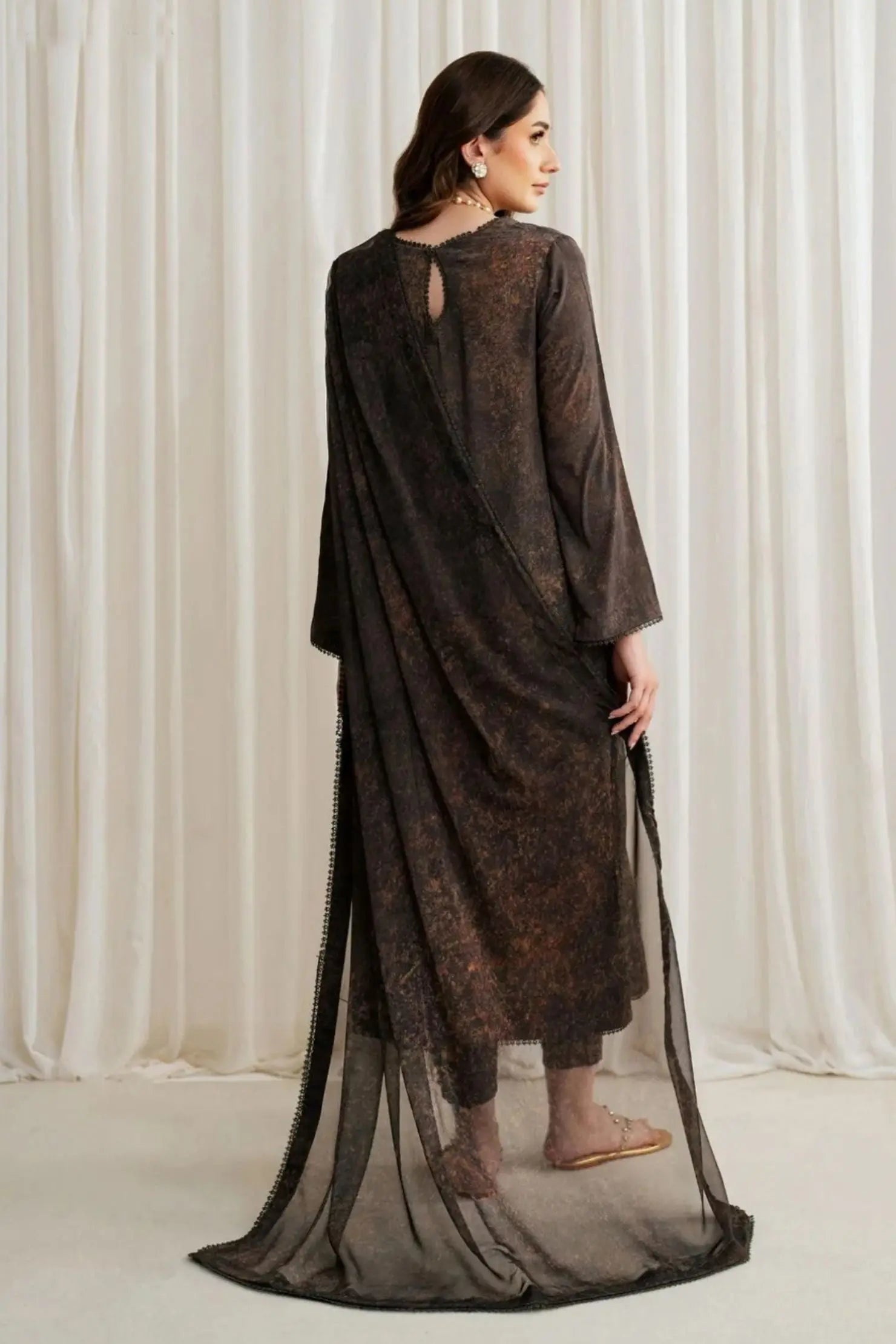 Dark Chocolate Brown Textured Lawn 3-Piece Suit | Subtle & Sophisticated | Khoobsurat Summer 2025 Khoobsurat