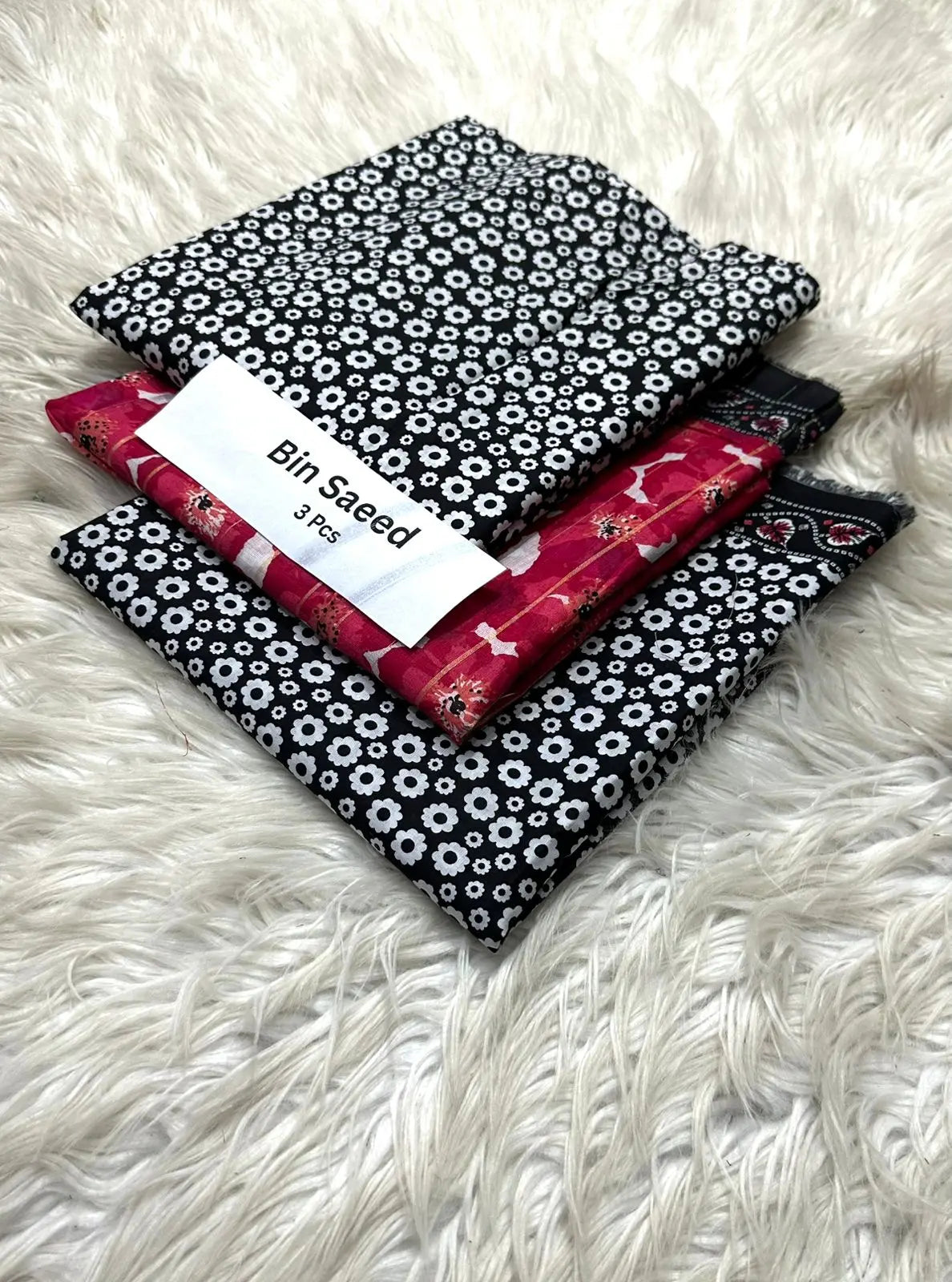 Bin Saeed 3-Piece Lawn Suit – Black & White Floral with Red Contrast Khoobsurat