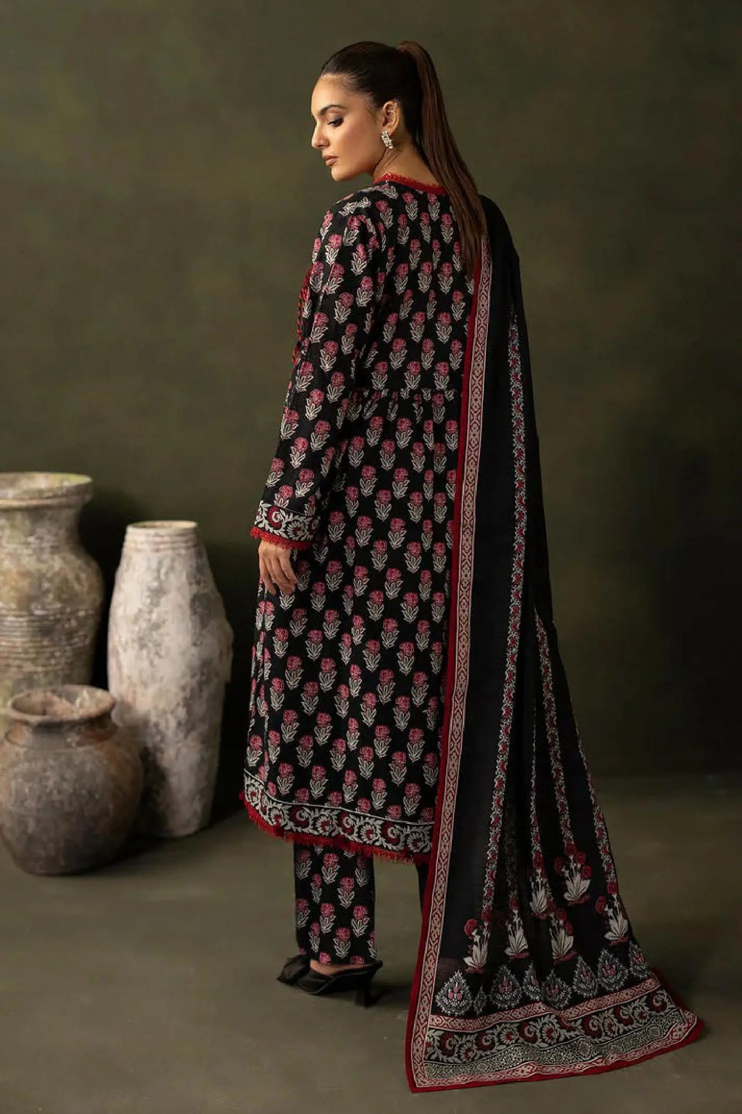 Black & Red Floral Lawn 3-Piece Suit | Elegant Tassel-Detail Kurta | Khoobsurat Summer '25 Khoobsurat