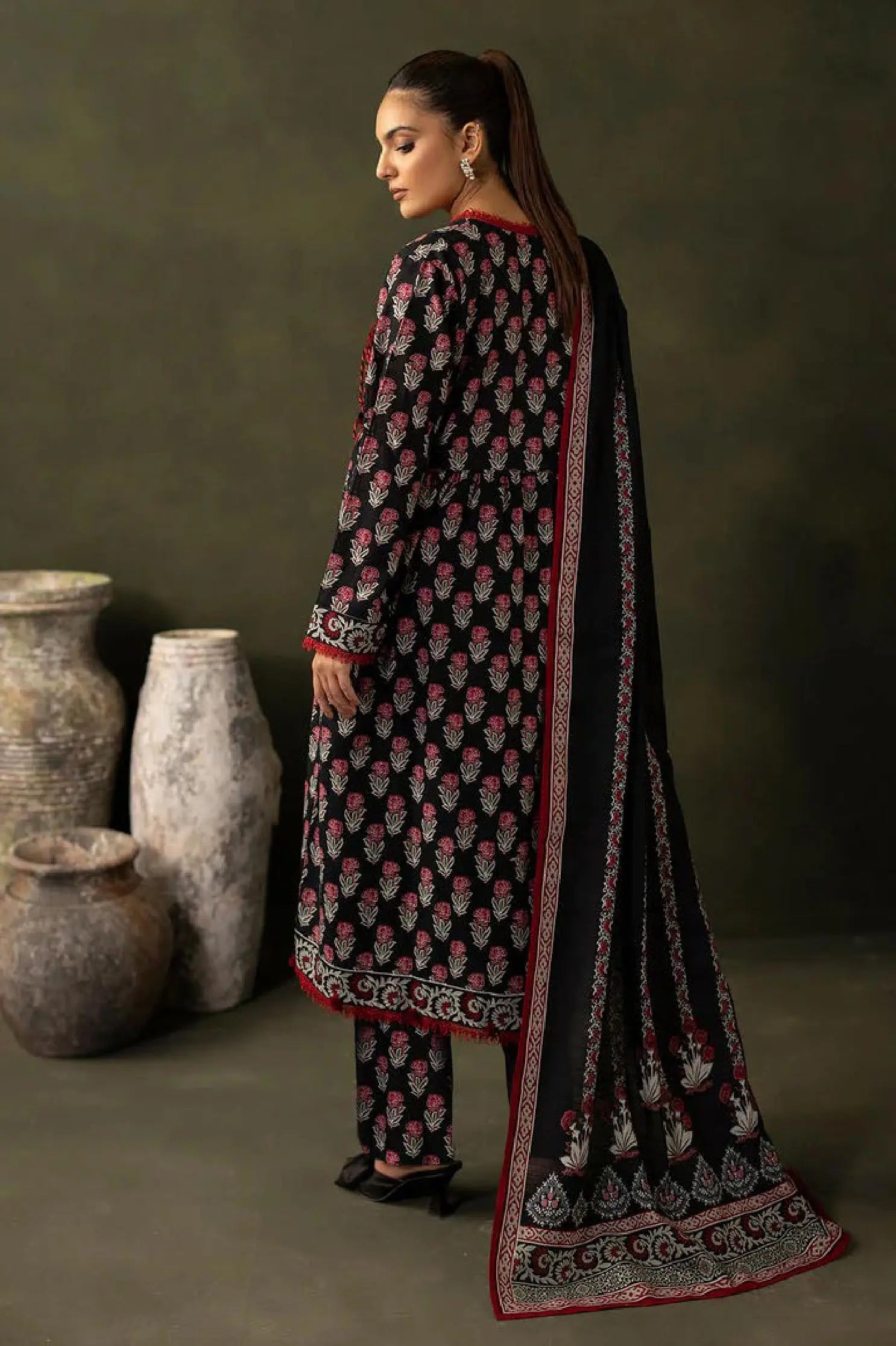 Black & Red Floral Lawn 3-Piece Suit | Elegant Tassel-Detail Kurta | Khoobsurat Summer '25 Khoobsurat